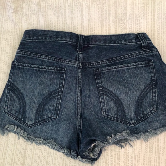 Women’s denim shorts - Picture 2 of 2